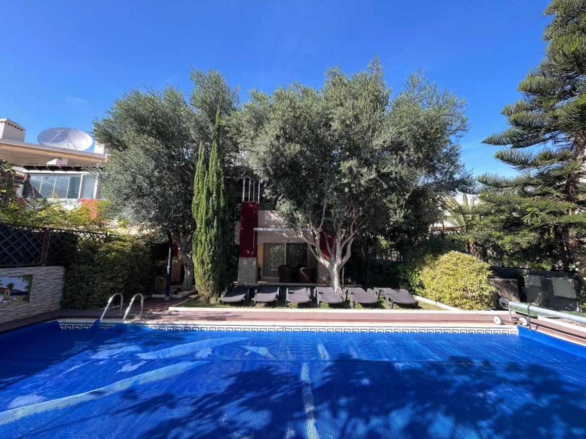 Villa With Private Pool And Beautiful Garden Лос Кристианос Экстерьер фото