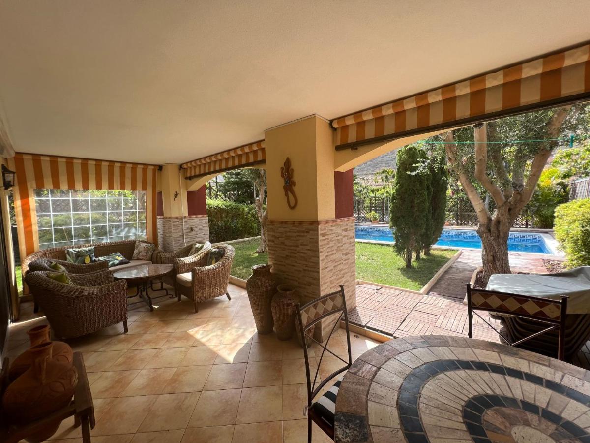 Villa With Private Pool And Beautiful Garden Лос Кристианос Экстерьер фото