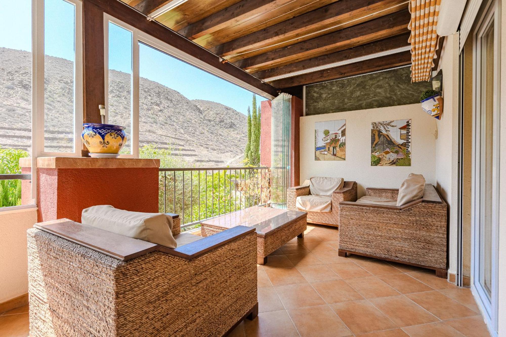 Villa With Private Pool And Beautiful Garden Лос Кристианос Экстерьер фото